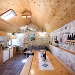 House Manuela * Kruševo