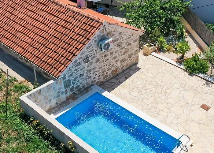 Vikendica House Manuela *