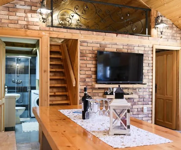 House Manuela Vikendica