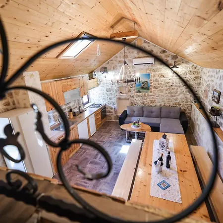 Vikendica House Manuela Krusevo (Zadar)