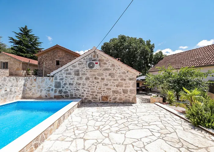 Дом отдыха House Manuela *